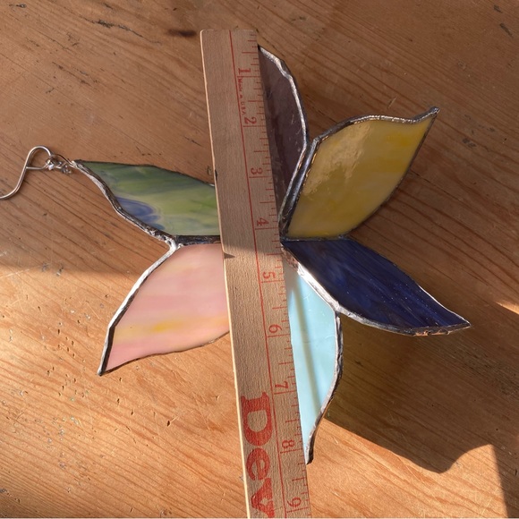 Stained Glass Flower Sun Catcher - Picture 9 of 9